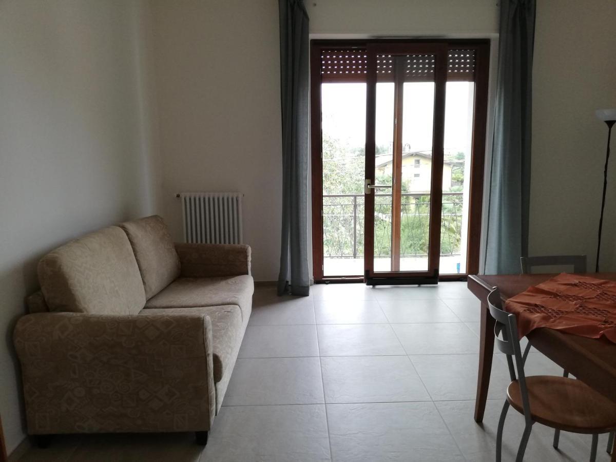 La Rosa Rossa Apartment Cambiasca Bagian luar foto