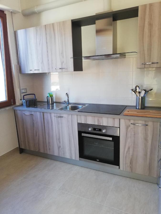 La Rosa Rossa Apartment Cambiasca Bagian luar foto