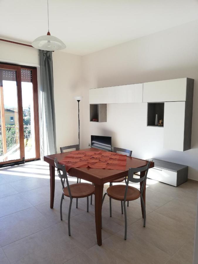 La Rosa Rossa Apartment Cambiasca Bagian luar foto