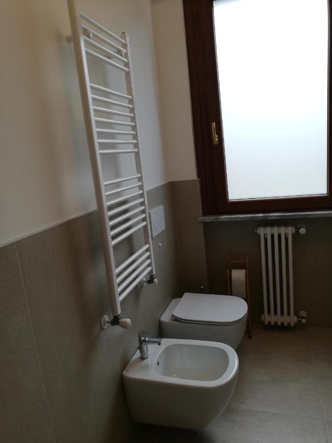 La Rosa Rossa Apartment Cambiasca Bagian luar foto